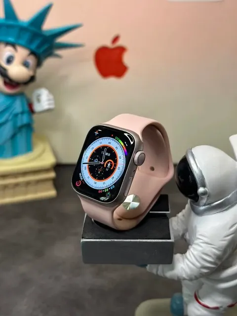 Apple Watch Ultra 2 Pink Sand Titanium