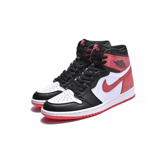 Air Jordan 1 High Bred Toe