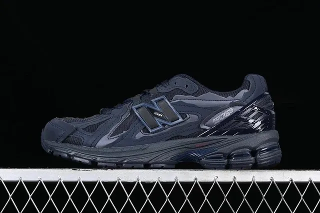 New Balance 1906R Dark Navy