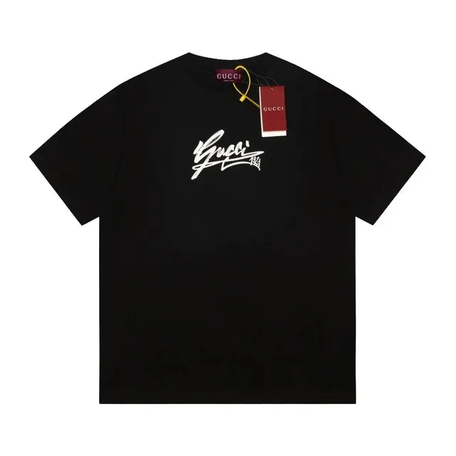 Gucci T-Shirt Script Logo