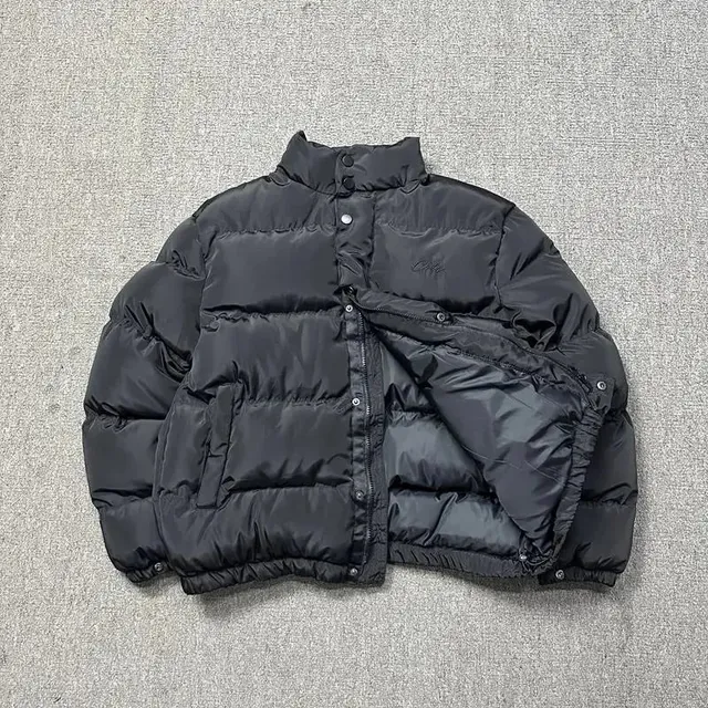 Nike Puffer Jacket Solid Black