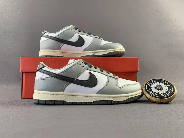 Nike Dunk Low Grey/White/Black