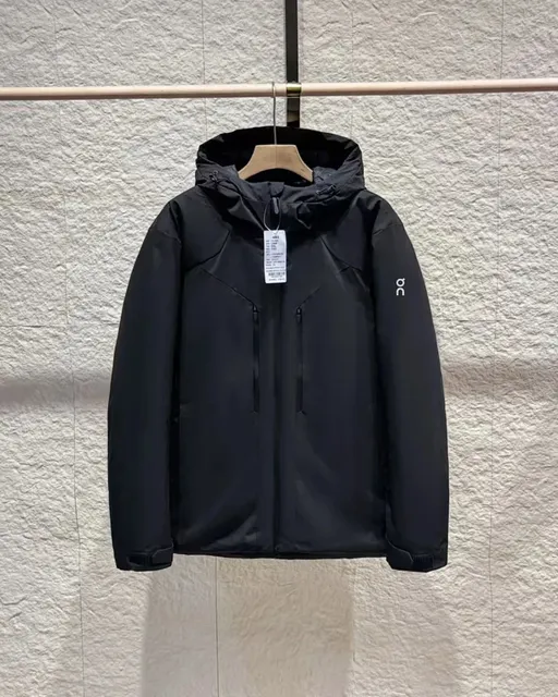 On Cloud Jacket Black