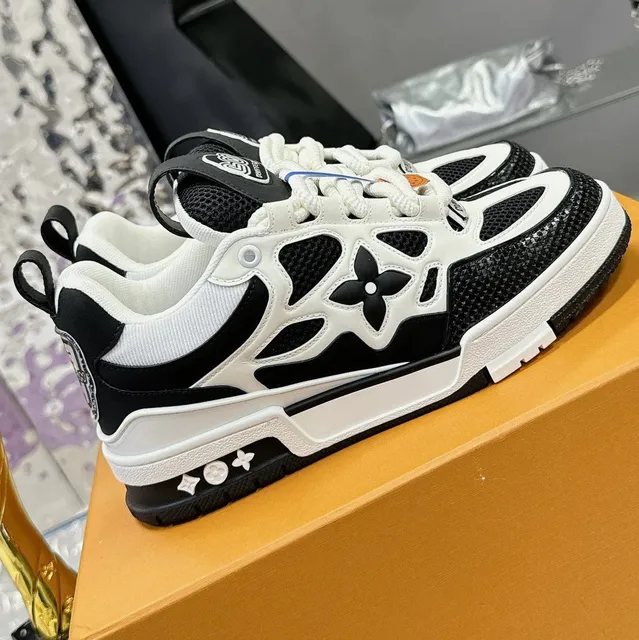 Louis Vuitton LV Trainer Monogram Flower