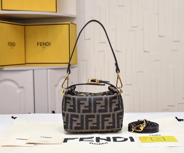 Fendi Baguette FF Logo Jacquard