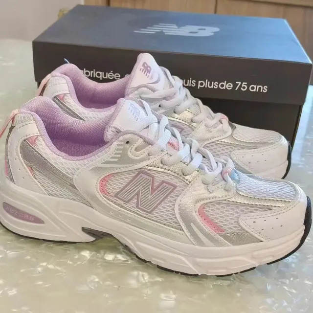 New Balance 2002R White Pink