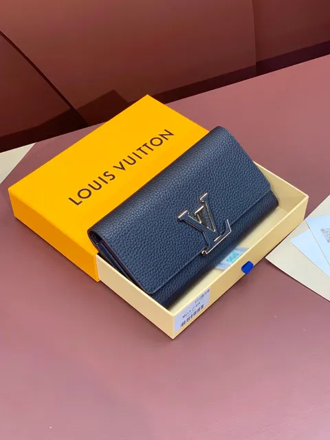 Louis Vuitton LV Twist Wallet Navy Taurillon Leather
