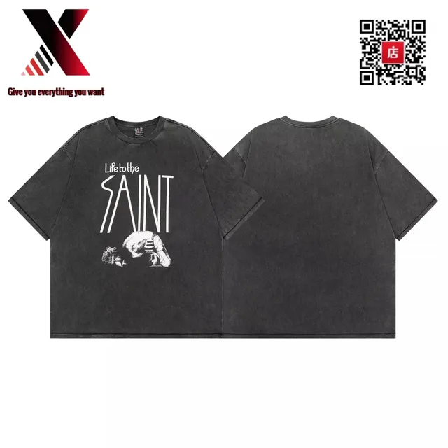 Graphic Tee Life to the Saint Print