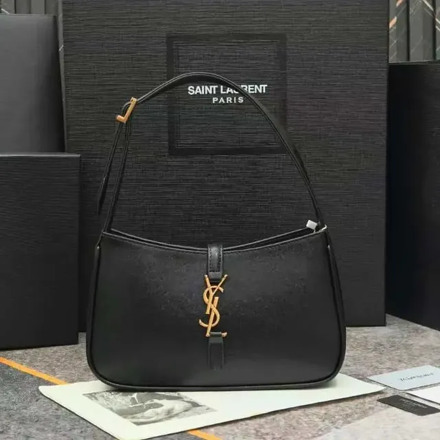 Saint Laurent Niki Small