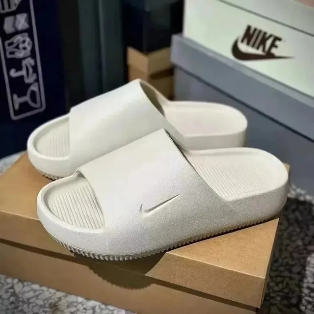 Nike sandals slippers