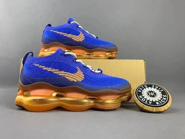 Nike Air Max Plus Royal Gold