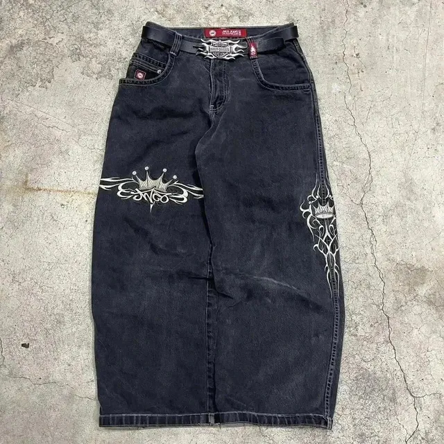 18黑色005