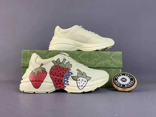 Gucci Rhyton Strawberry Print