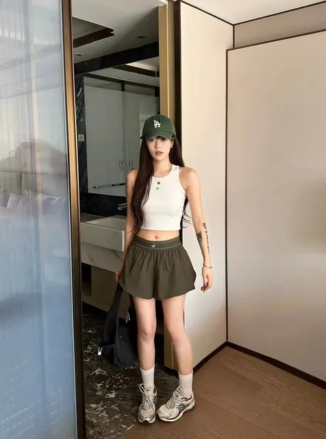 23