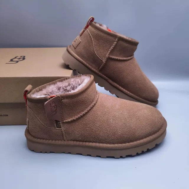 UGG Mini Classic Chestnut