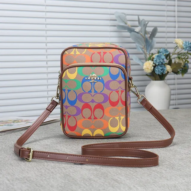Gucci Shoulder Bag Rainbow GG Canvas