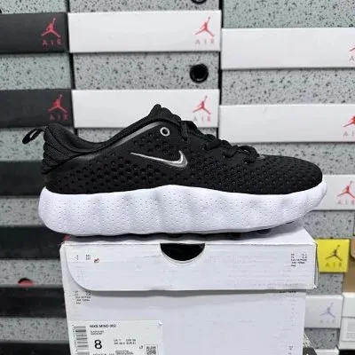 Nike Air Jordan 1 Low Black White