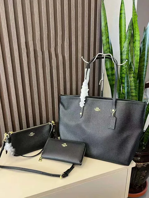 Coach Tote Set Black Crossgrain Leather