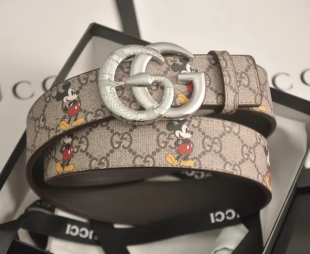 Gucci × Disney GG Marmont Belt Mickey Mouse Print