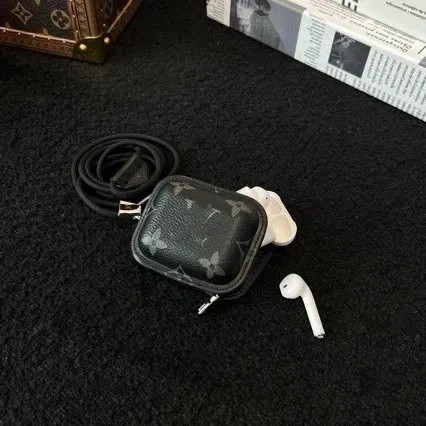 Louis Vuitton AirPods Case Monogram Empreinte