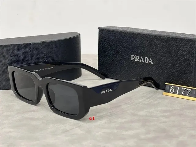 Prada Sunglasses Rectangular Frame