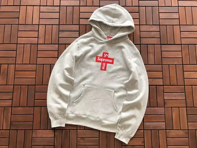 灰色(十字架)