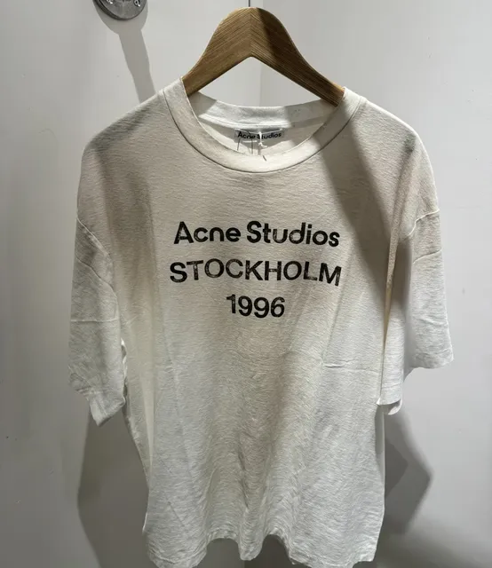 A02 white