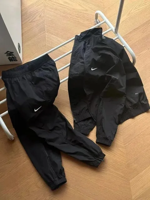 Nike Windrunner Jacket and Pants Set Black