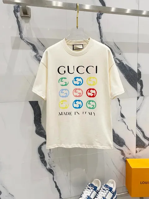 Gucci Logo Print T-Shirt