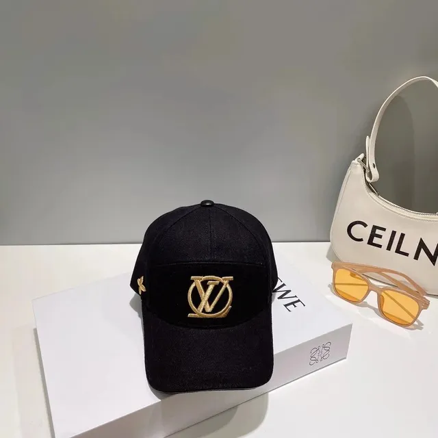 Louis Vuitton Baseball Cap Gold LV Logo