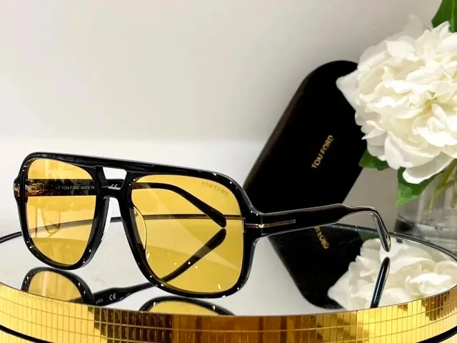 Tom Ford Aviator Sunglasses Black Frame Amber Lens