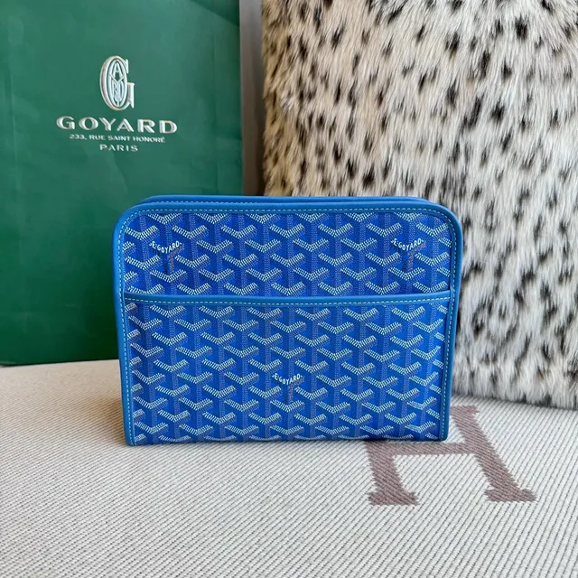 Goyard Saint Louis Pouch Goyardine Canvas