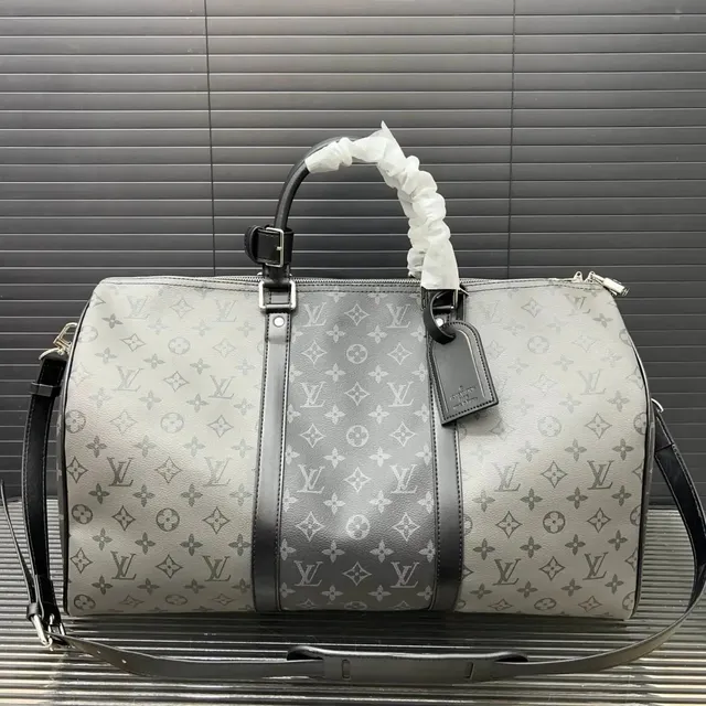 Louis Vuitton Keepall Monogram Eclipse