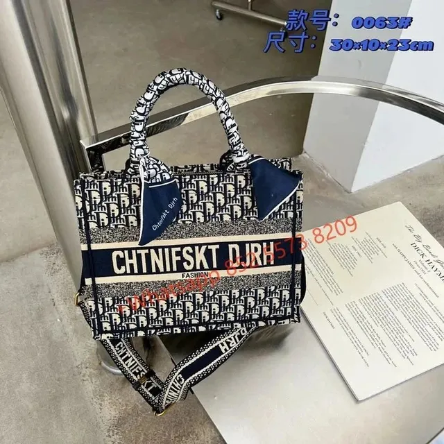 Dior B22 Oblique Print