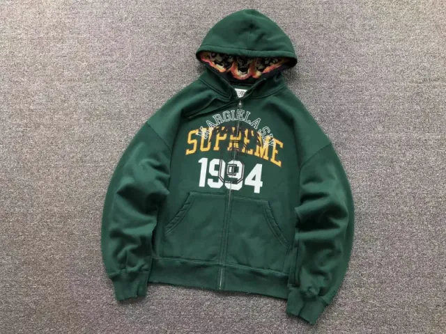 E573 # Green zipper sweatshirt