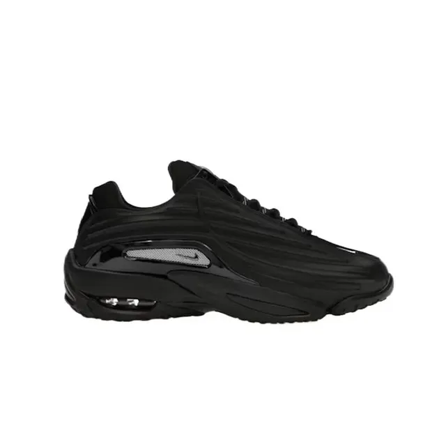 Nike Air Max Plus Triple Black