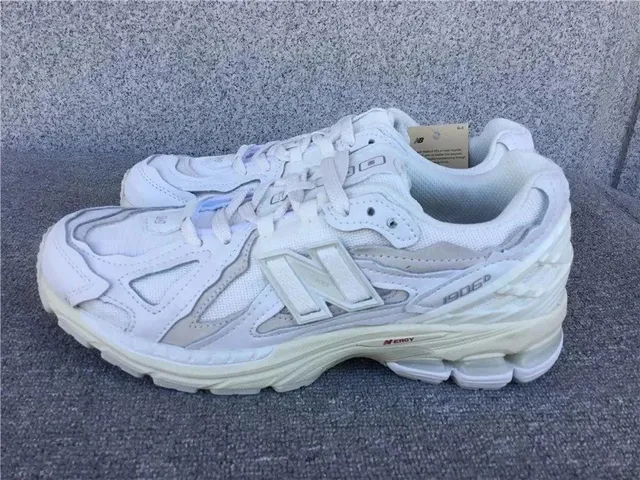 New Balance 2002R White Grey