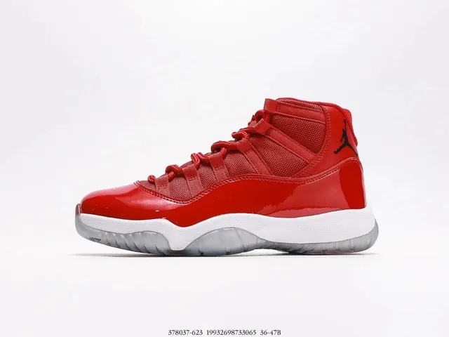 Jordan sneakers Bred