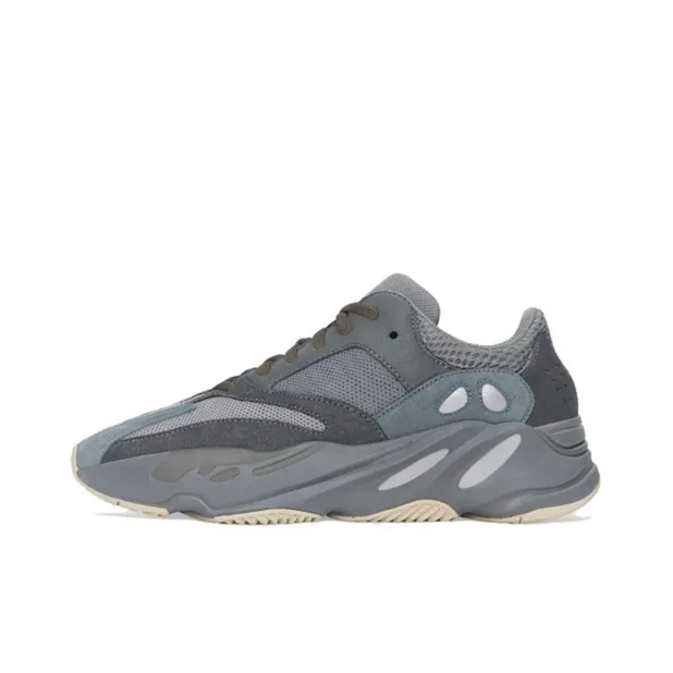 Yeezy 700