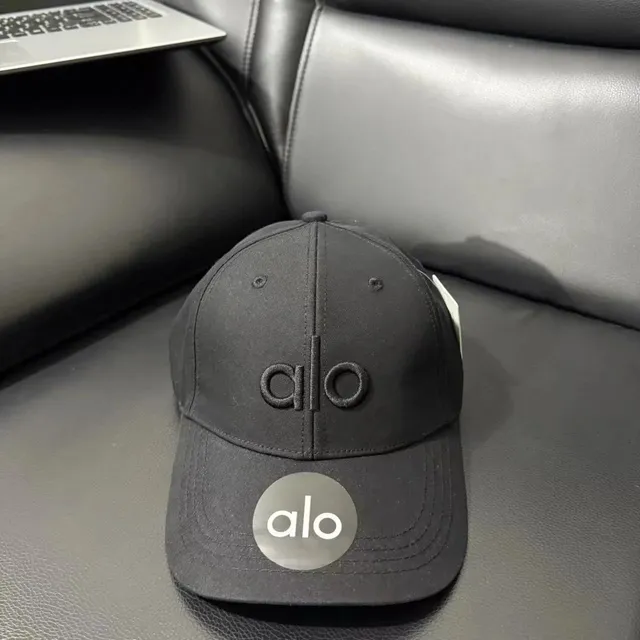 Alo Yoga Baseball Cap