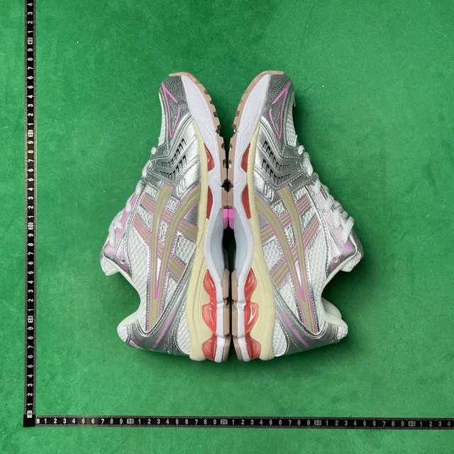 Asics Gel-Kayano 14 Silver Pink