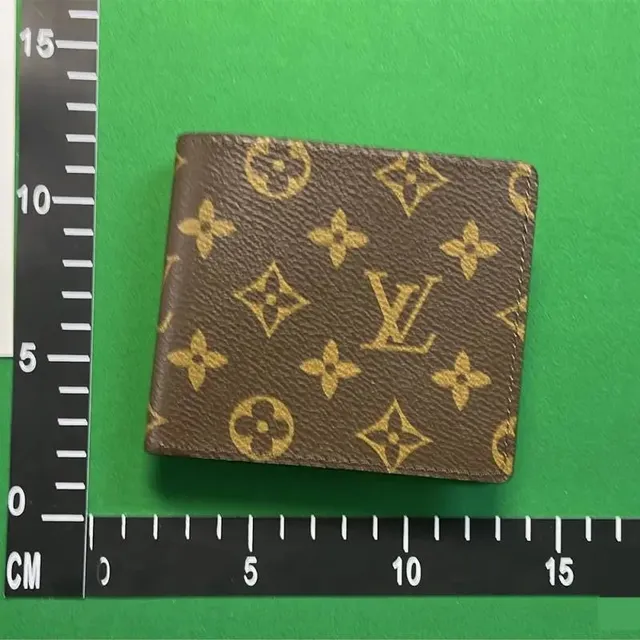 Louis Vuitton Bifold Wallet Monogram Canvas