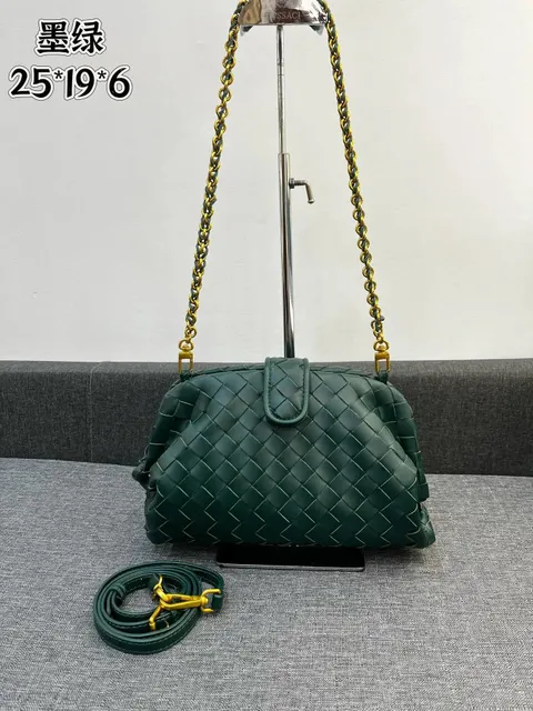 Bottega Veneta Jodie Intrecciato Woven