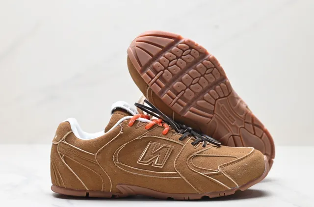 New Balance 530