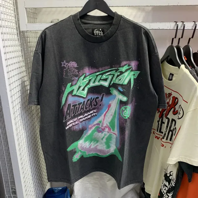 Hellstar Graphic Tee Attacks! Print