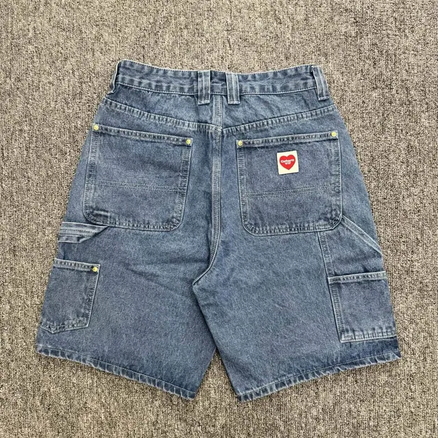Carhartt Cargo Shorts WIP Heart Patch