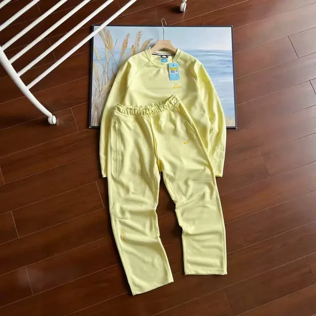 Nike Tech Fleece Set Lemon Wash
