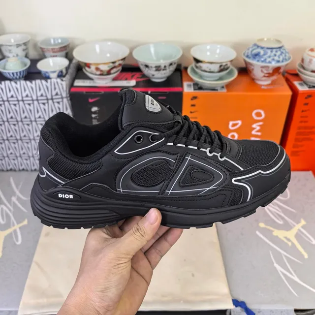 Dior B22 Black