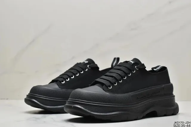 Alexander McQueen Sneaker Oversized Platform
