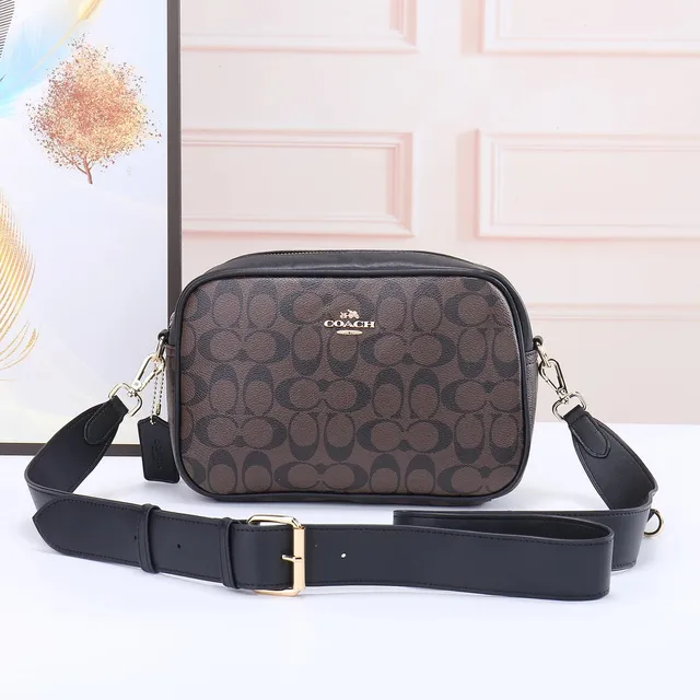 Gucci Camera Bag GG Supreme
